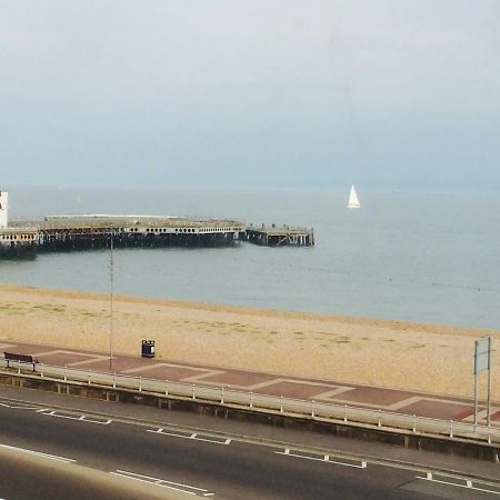 See The Sea Southsea Extérieur photo
